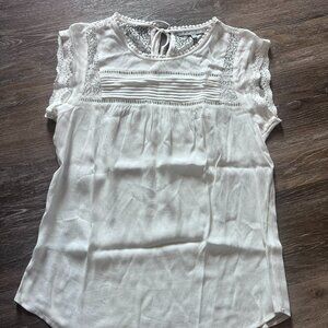 Daniel Rainn Size Medium Women's top Stitch Fix